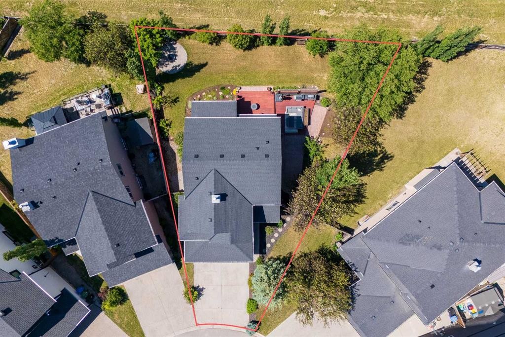 18 Hidden Creek Manor Nw, Calgary, AB - Outdoor With View