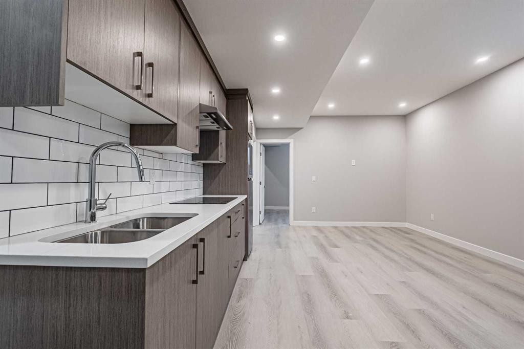 153 Dawson Wharf View, Chestermere, AB