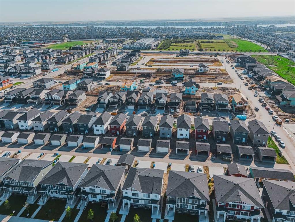 153 Dawson Wharf View, Chestermere, AB