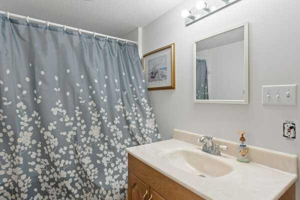 730 3 Street Se, High River, AB