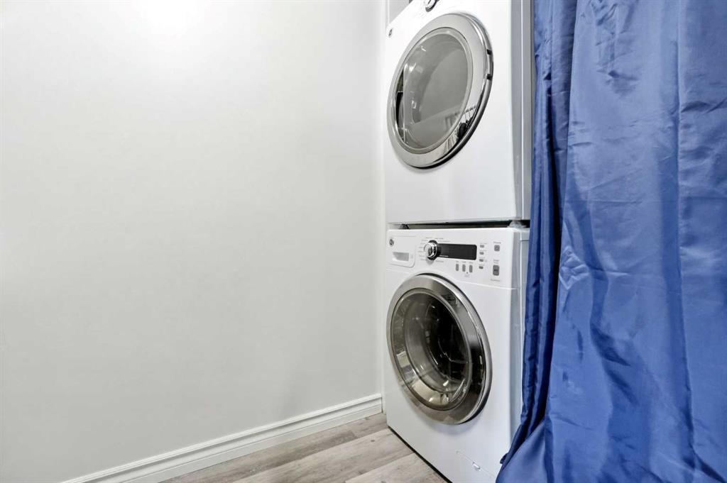 40 Mckerrell Close Se, Calgary, AB - Indoor Photo Showing Laundry Room