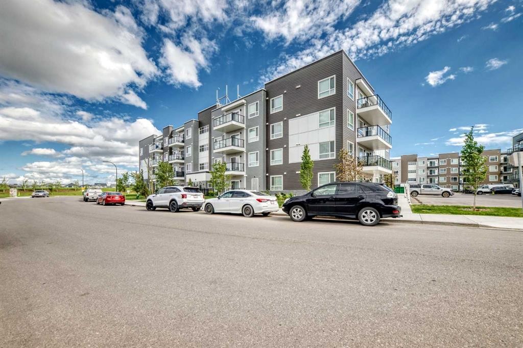 2105-33 Carringham Gate Nw, Calgary, AB