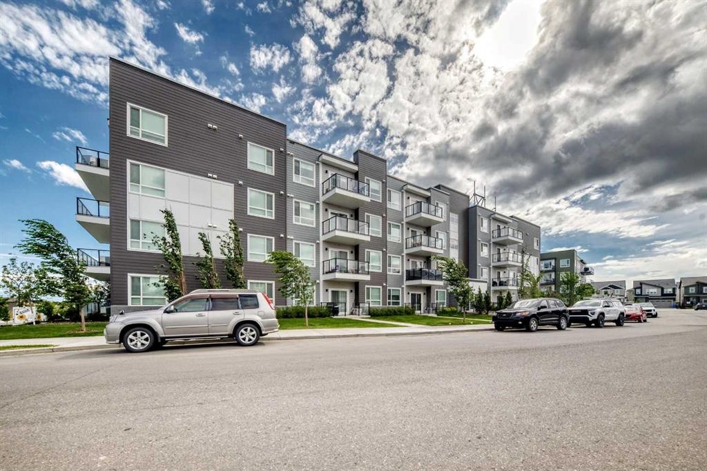 2105-33 Carringham Gate Nw, Calgary, AB