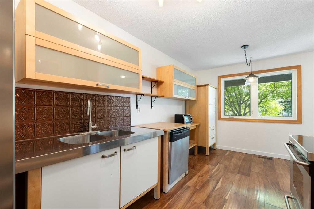 84 Abingdon Crescent Ne, Calgary, AB