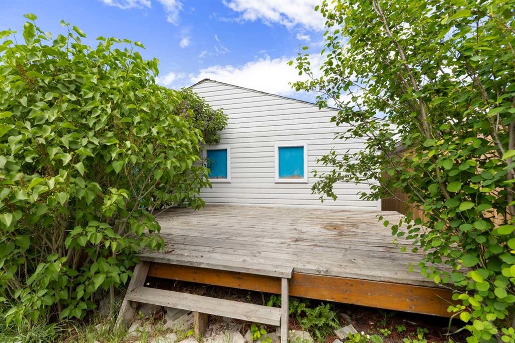 84 Abingdon Crescent Ne, Calgary, AB