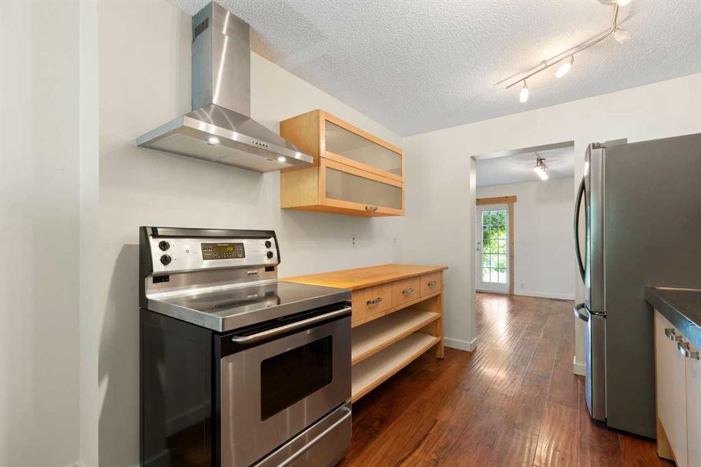 84 Abingdon Crescent Ne, Calgary, AB