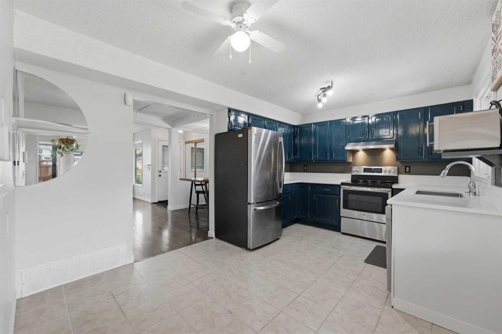 17 Abberfield Crescent Ne, Calgary, AB