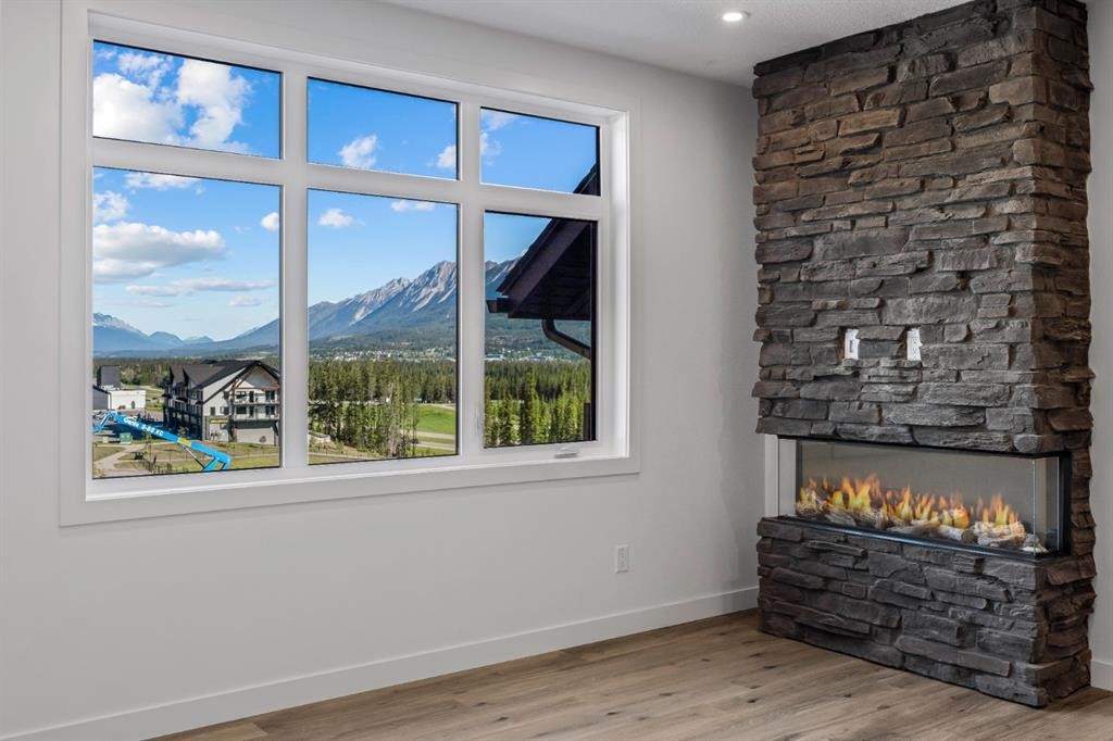 105-10 Cascade Ridge, Canmore, AB