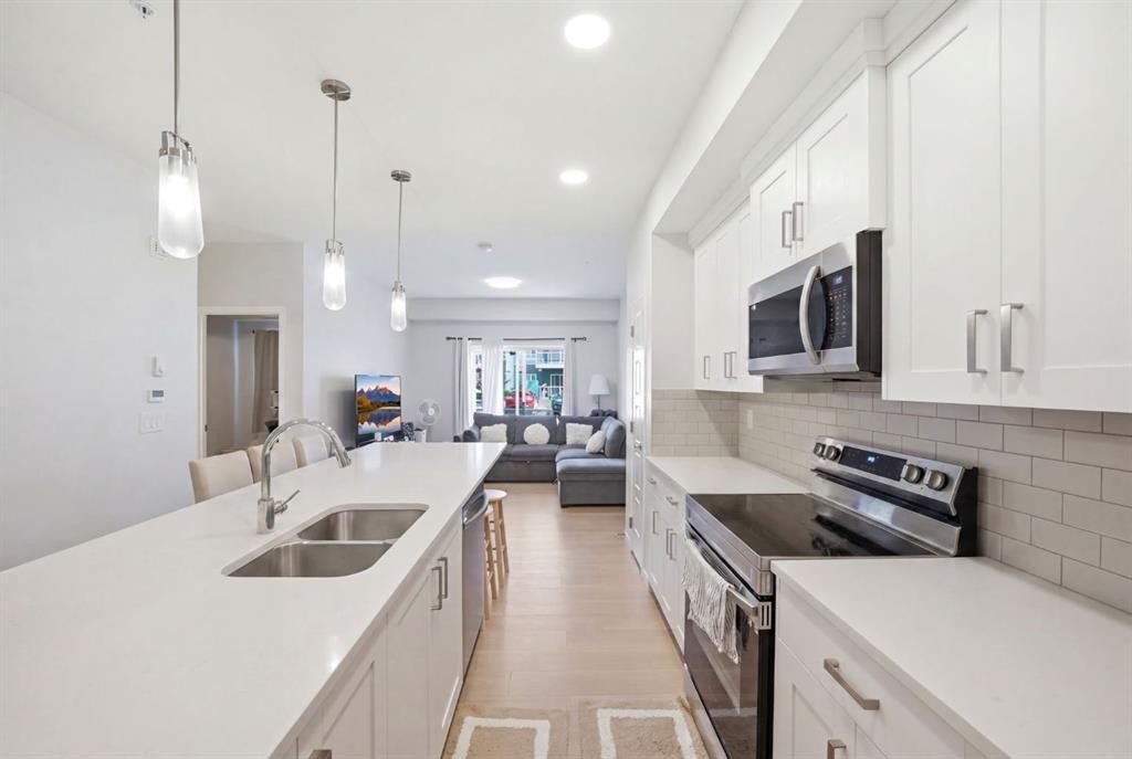 3109-220 Seton Grove Se, Calgary, AB