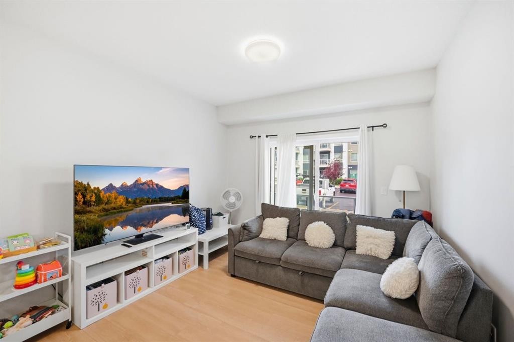 3109-220 Seton Grove Se, Calgary, AB
