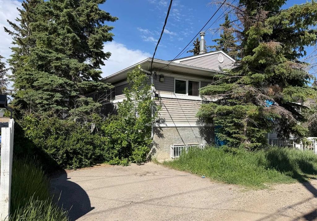 4131 Bow Trail Sw, Calgary, AB