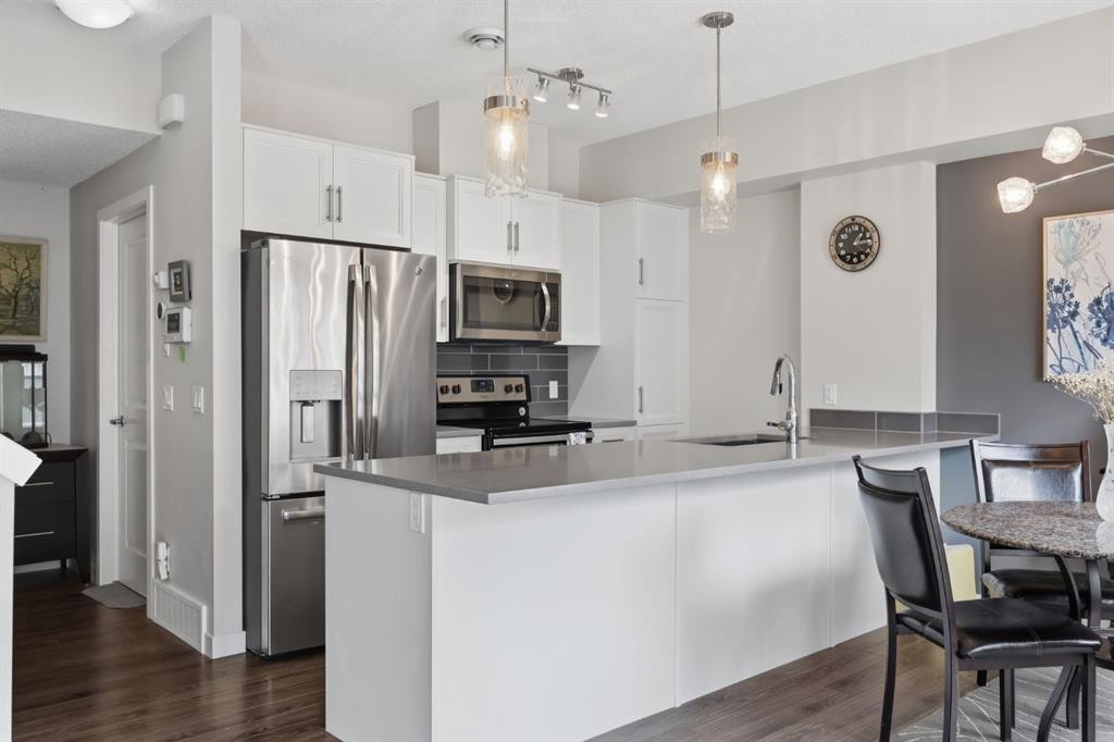 303-250 Fireside View, Cochrane, AB