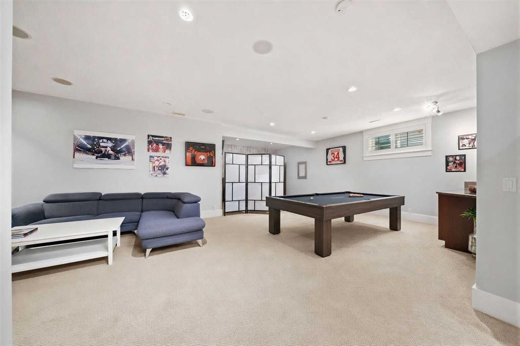 11 Aspen Cliff Place Sw, Calgary, AB - Indoor