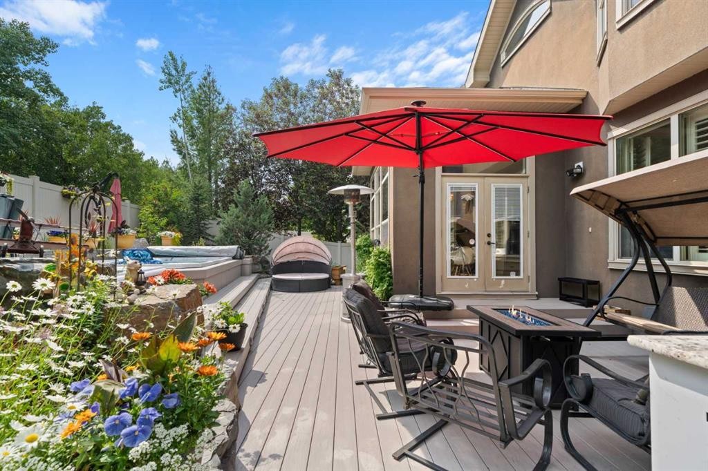 11 Aspen Cliff Place Sw, Calgary, AB - Outdoor With Deck Patio Veranda With Exterior