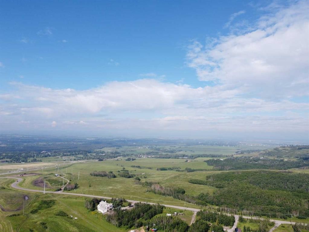 11 Aspen Cliff Place Sw, Calgary, AB - Outdoor With View