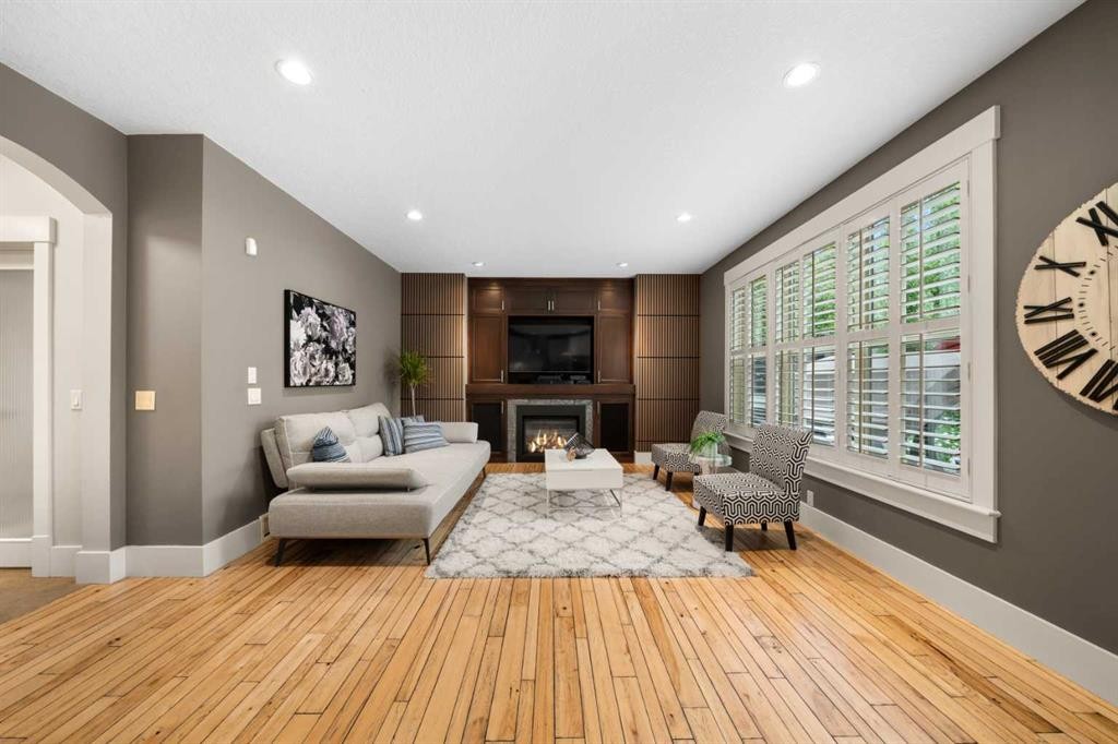 11 Aspen Cliff Place Sw, Calgary, AB - Indoor With Fireplace