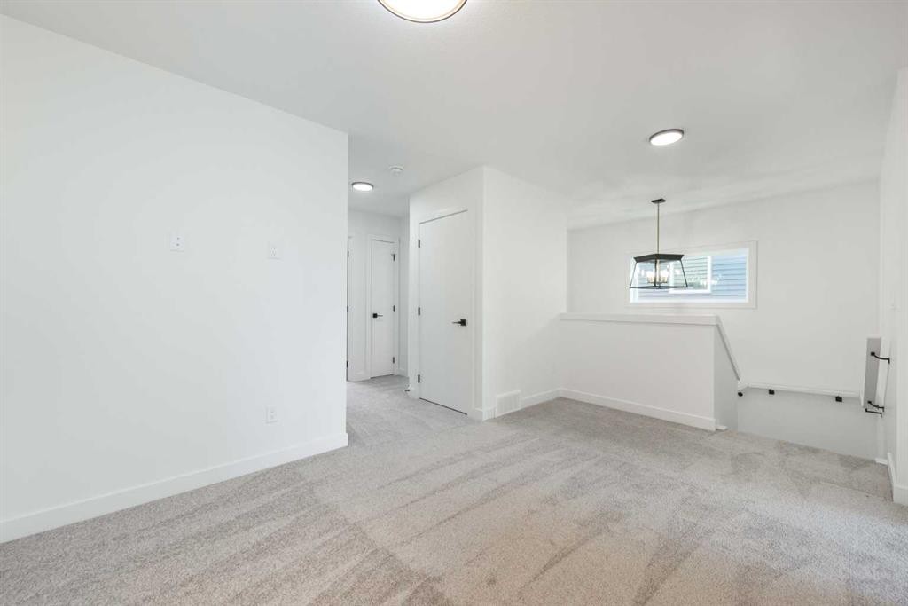 96 Heritage Manor, Cochrane, AB