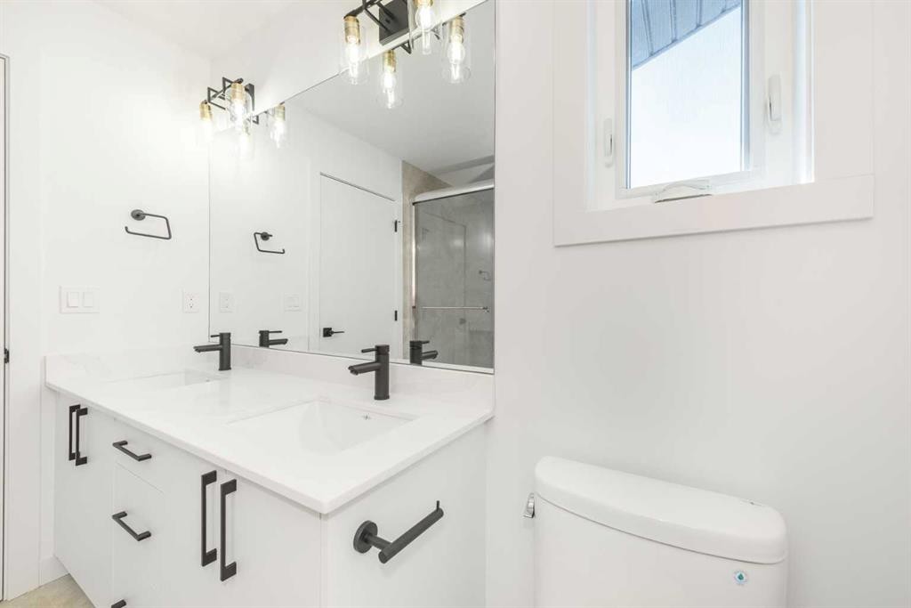 96 Heritage Manor, Cochrane, AB