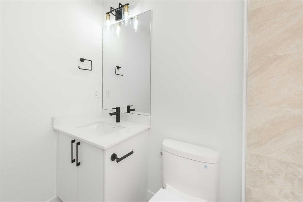 96 Heritage Manor, Cochrane, AB