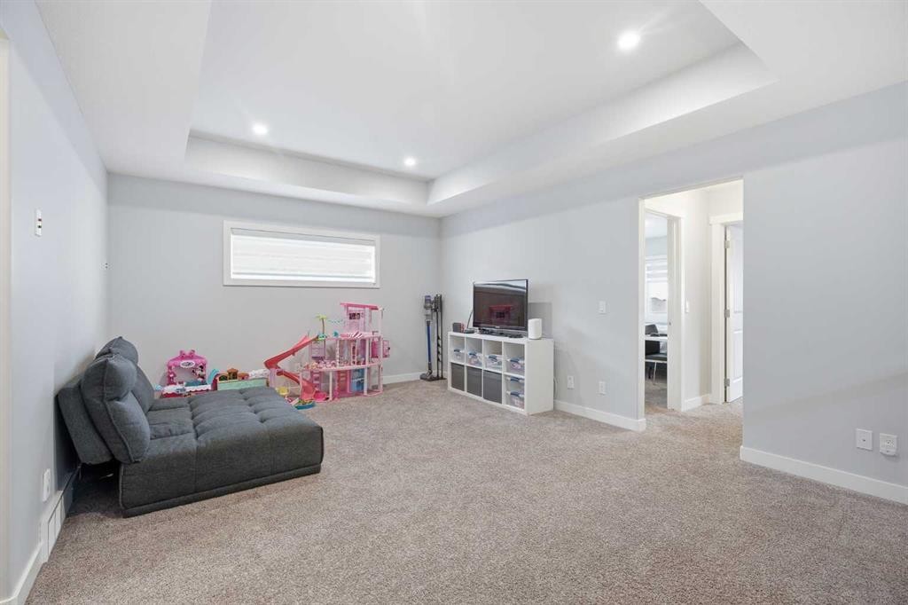 452 Evansglen Drive Nw, Calgary, AB