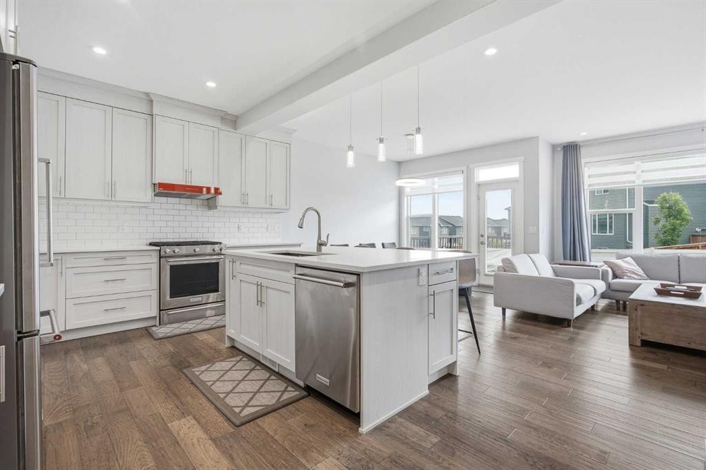 452 Evansglen Drive Nw, Calgary, AB