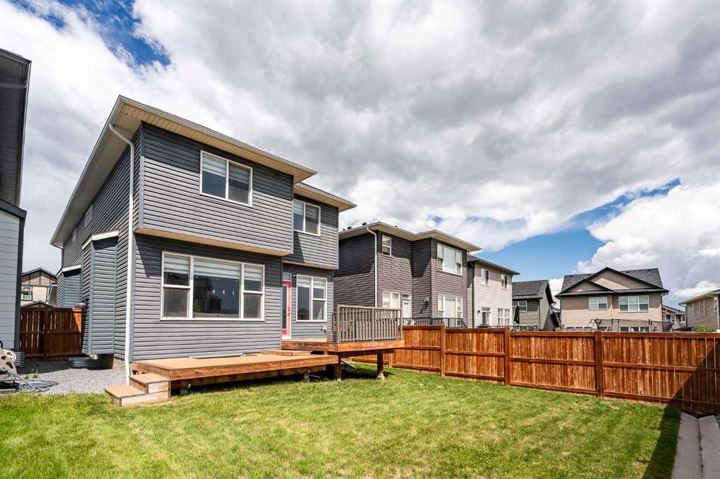 452 Evansglen Drive Nw, Calgary, AB