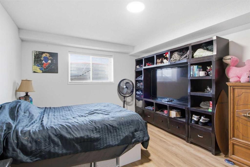 196 Gordon Drive Sw, Calgary, AB
