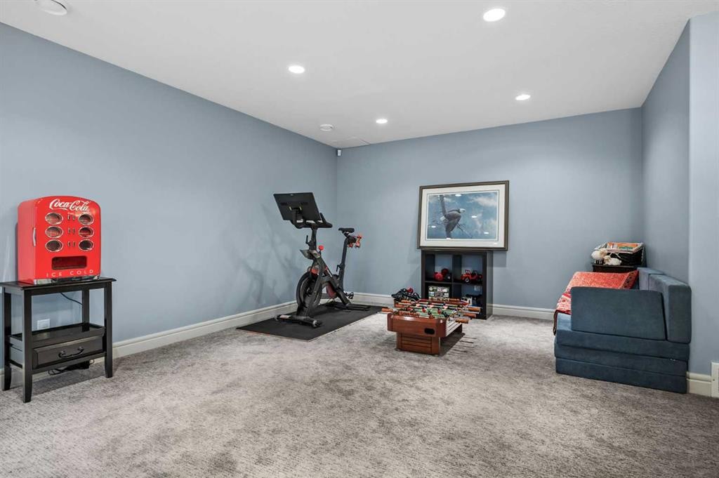 144 Silverado Skies Manor Sw, Calgary, AB - Indoor Photo Showing Gym Room