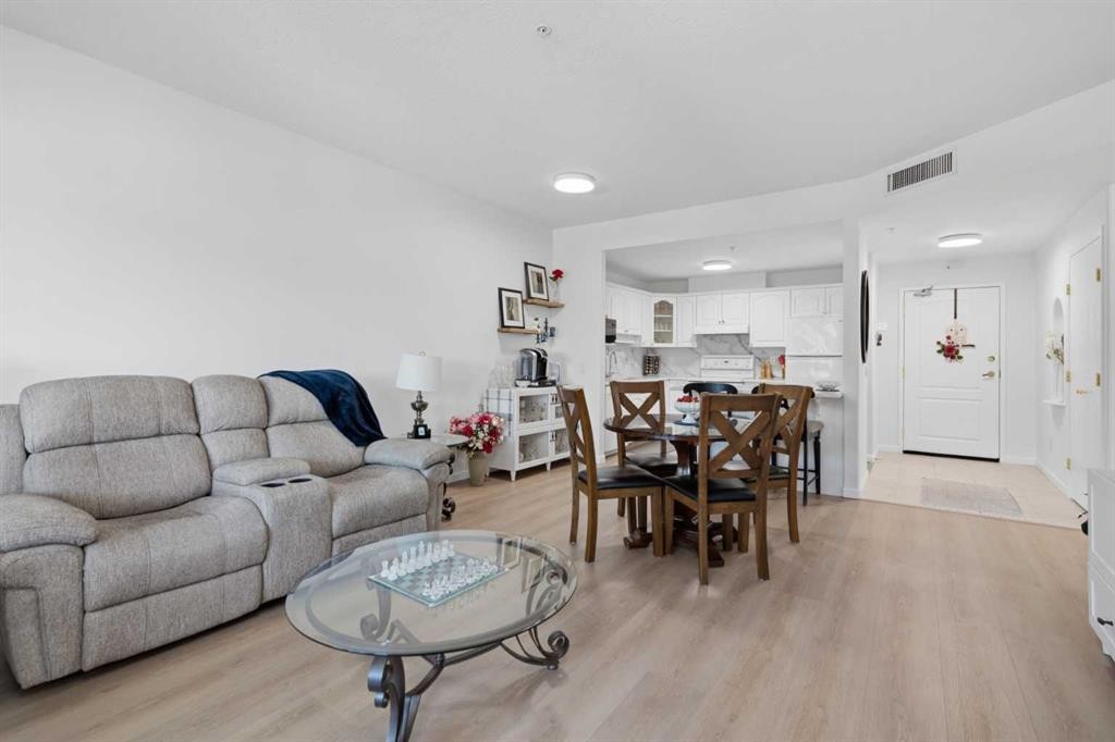 203-43 Westlake Circle, Strathmore, AB