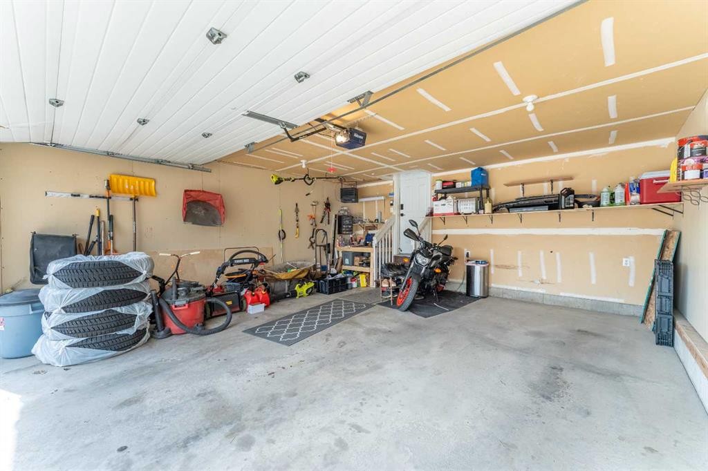 76 Cranfield Place Se, Calgary, AB