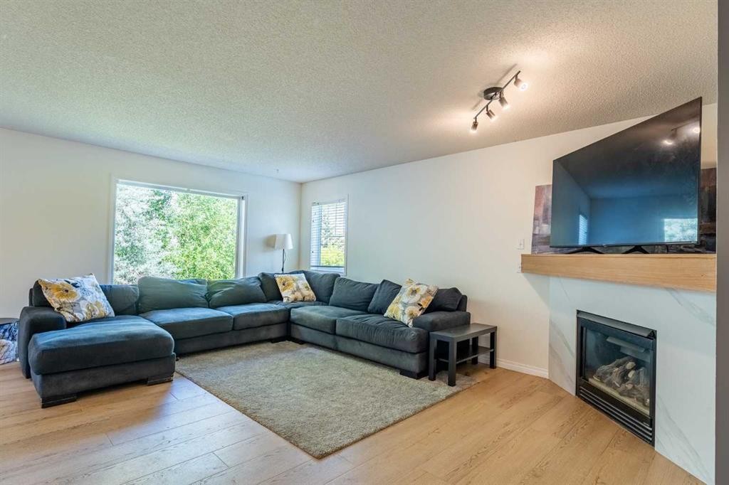 76 Cranfield Place Se, Calgary, AB