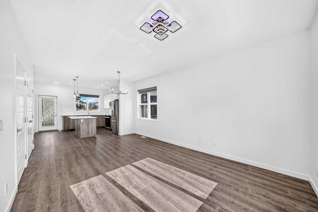 227-137 Red Embers Link Ne, Calgary, AB