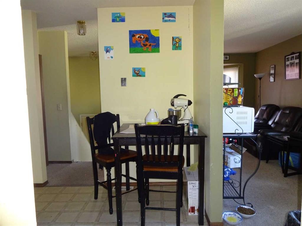 250 Falmere Way Ne, Calgary, AB