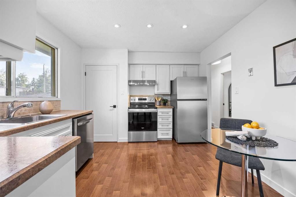 4952 Vanguard Road Nw, Calgary, AB