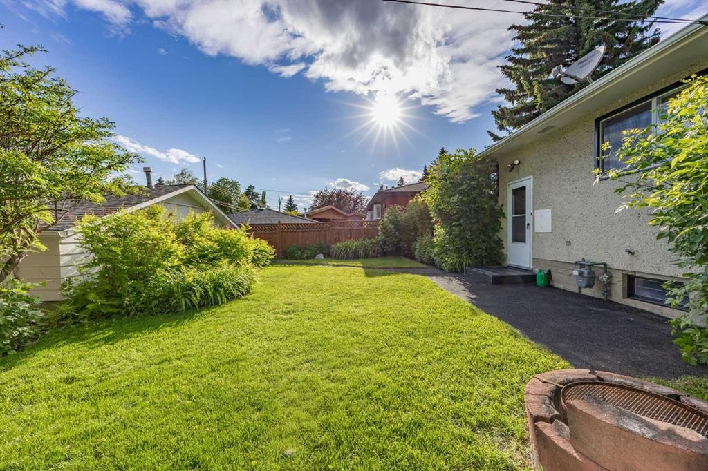 4952 Vanguard Road Nw, Calgary, AB
