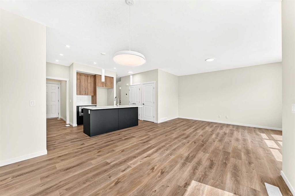 1065 Sawgrass Link Nw, Airdrie, AB