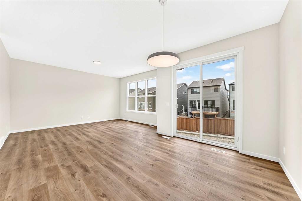 1065 Sawgrass Link Nw, Airdrie, AB