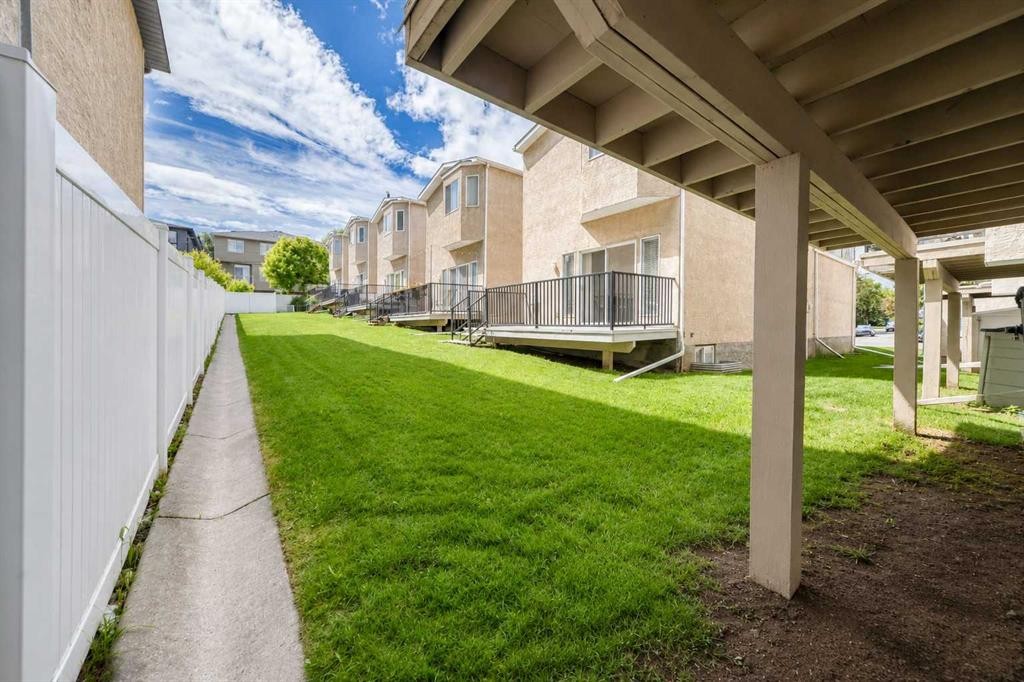 2405 17 Street Sw, Calgary, AB - Outdoor With Deck Patio Veranda