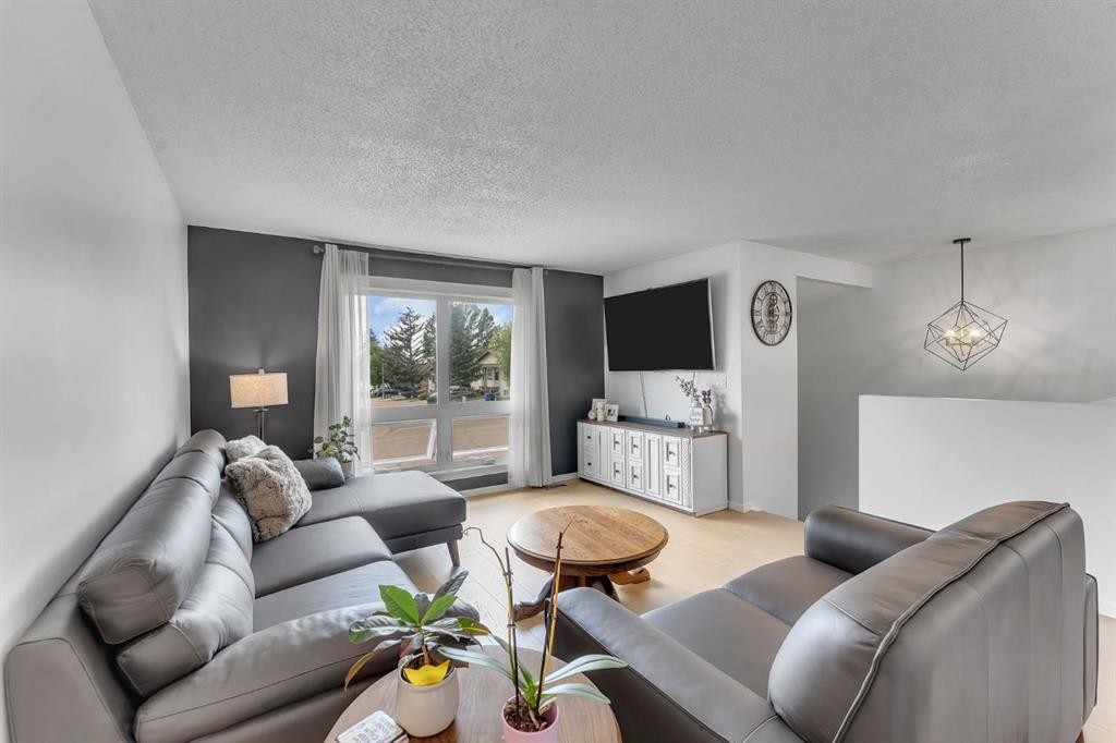 74 Eldorado Road Se, Airdrie, AB