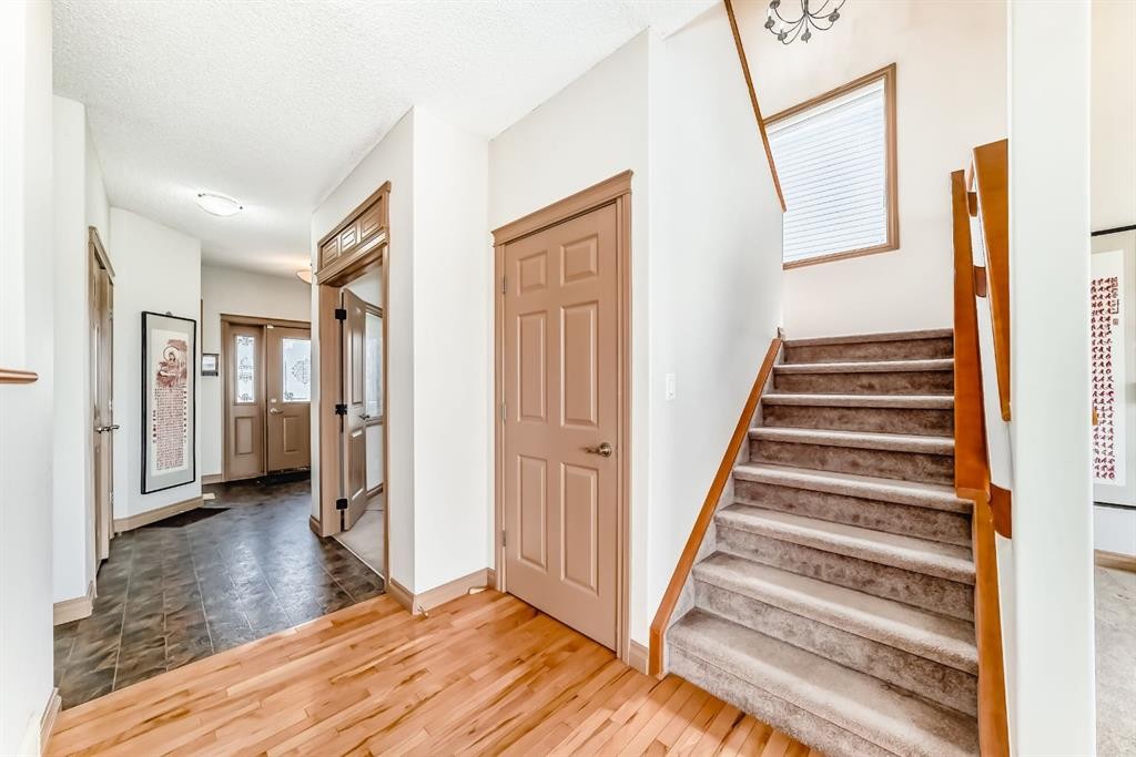 224 Springmere Road, Chestermere, AB