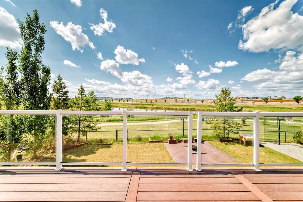 224 Springmere Road, Chestermere, AB