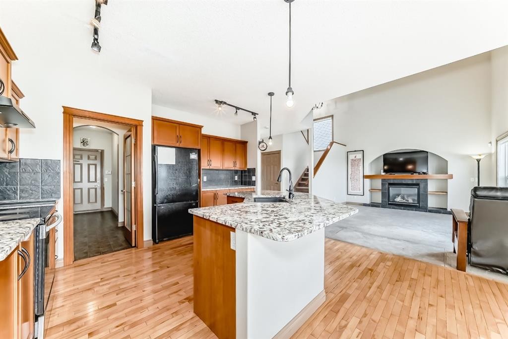 224 Springmere Road, Chestermere, AB