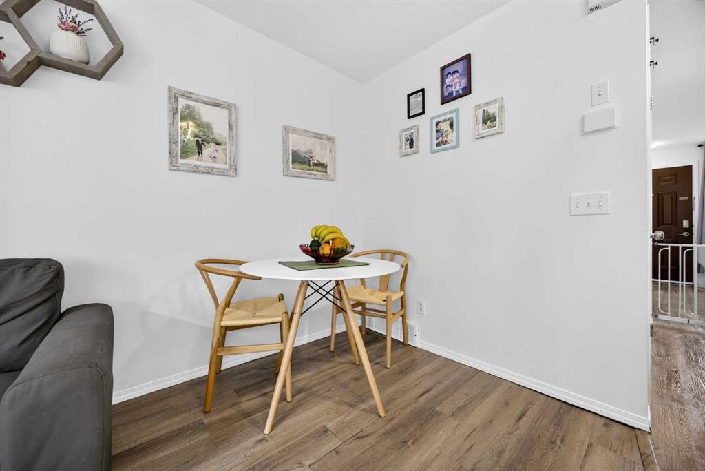 328 Saddlebrook Point Ne, Calgary, AB