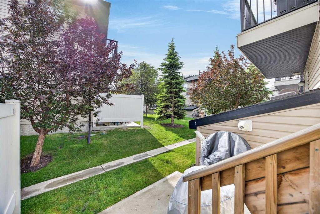 328 Saddlebrook Point Ne, Calgary, AB