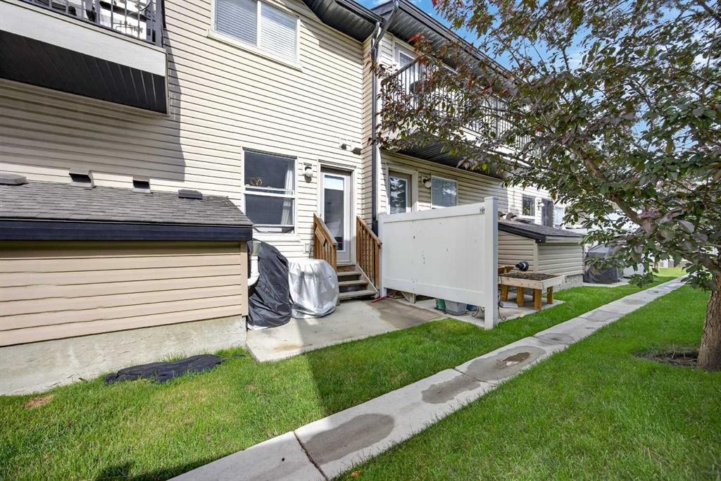 328 Saddlebrook Point Ne, Calgary, AB
