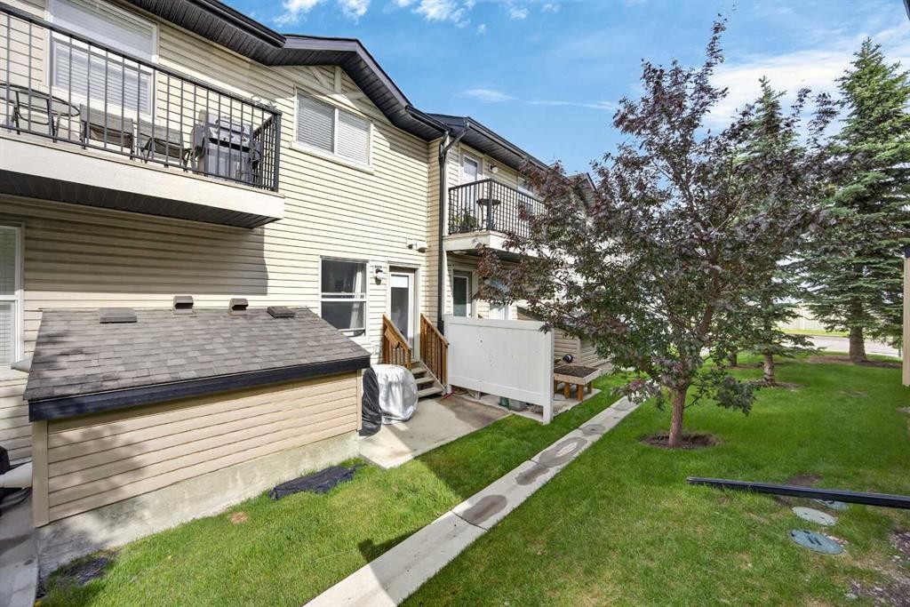 328 Saddlebrook Point Ne, Calgary, AB