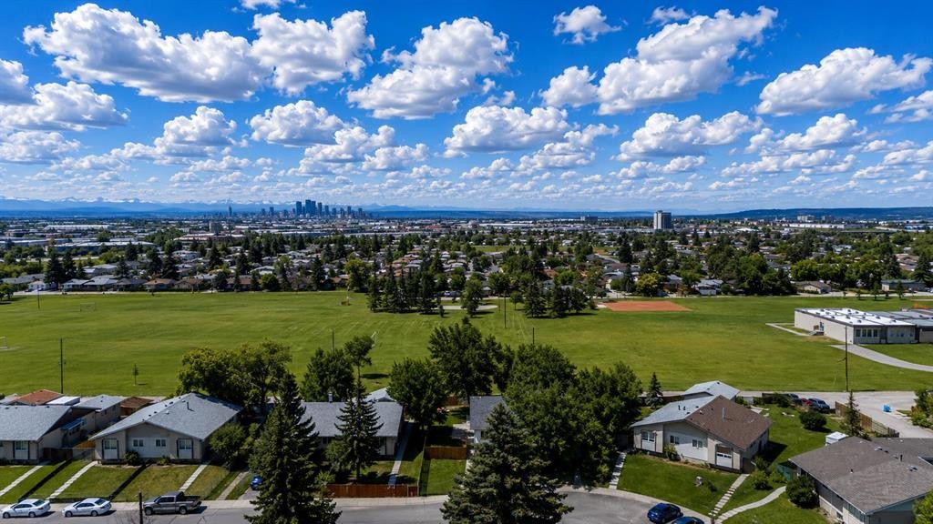 937 Marcombe Drive Ne, Calgary, AB - Outdoor With View
