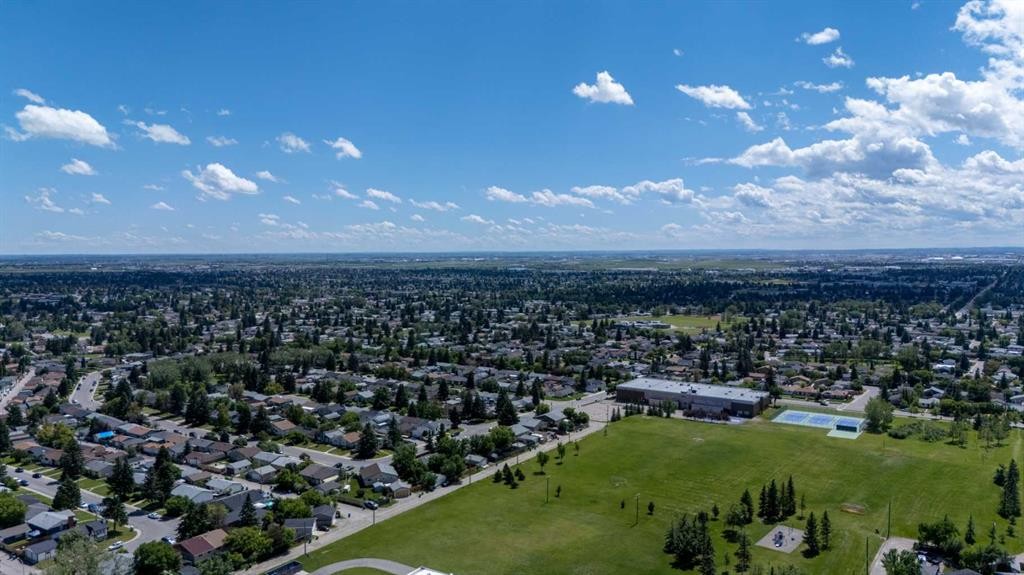 937 Marcombe Drive Ne, Calgary, AB - Outdoor With View