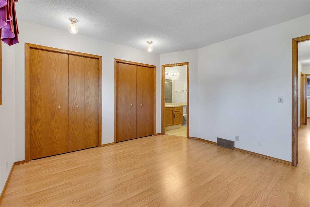 83 Sanderling Road Nw, Calgary, AB