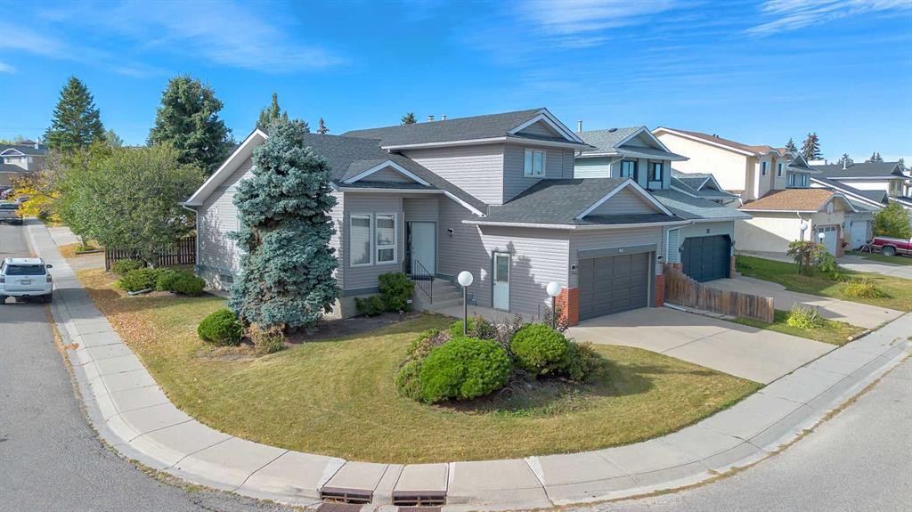 83 Sanderling Road Nw, Calgary, AB